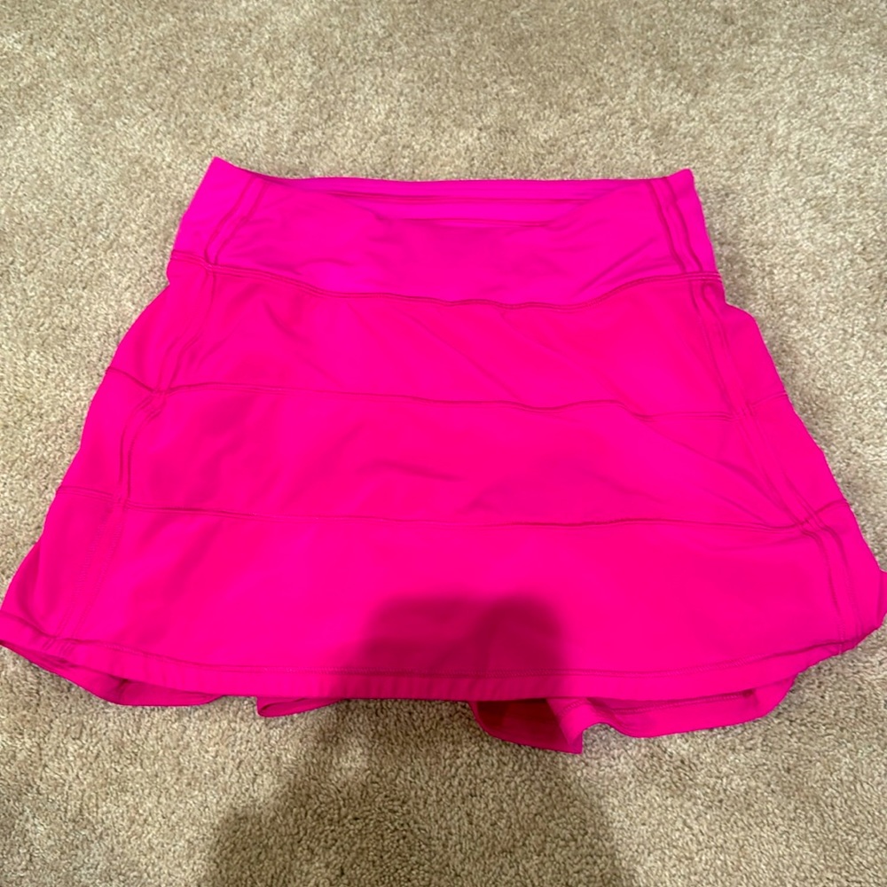 size 2 tall pink lululemon skirt